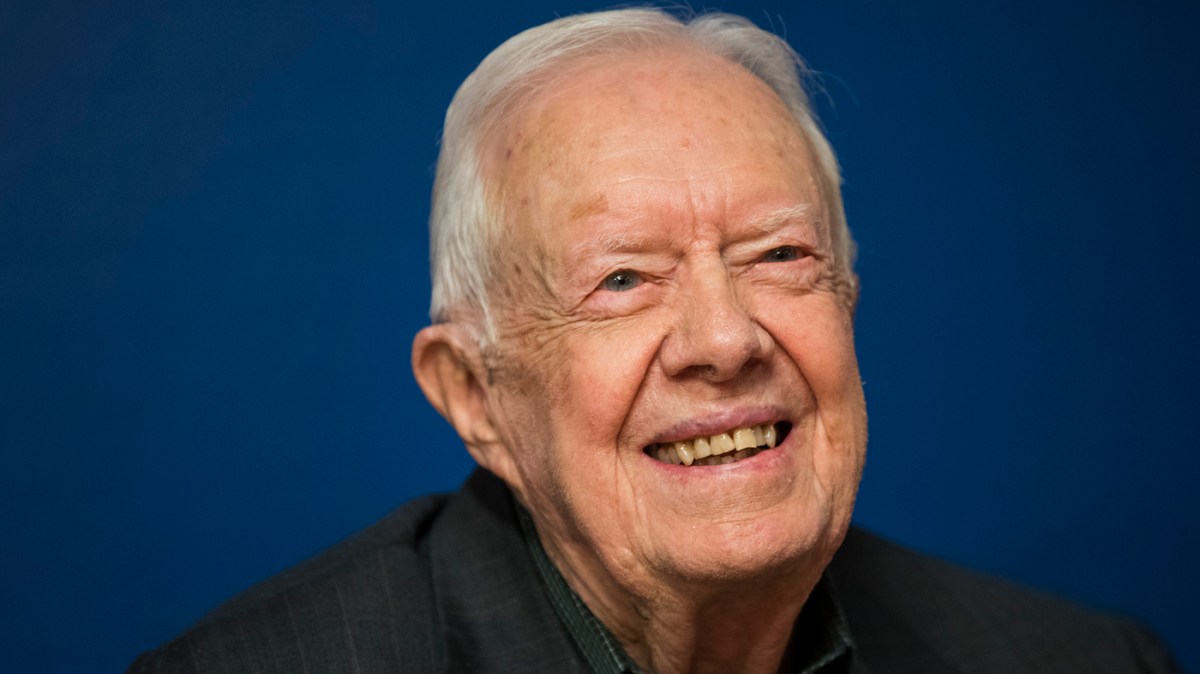 U.S. stock markets close to honor former President Jimmy Carter